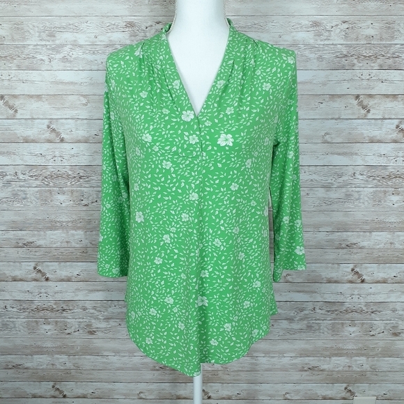 Charter Club Blouse S Green Floral VNeck 365 - Picture 2 of 7